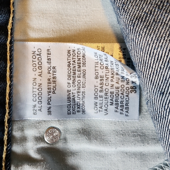 ♨️🌟Host Pick🌟♨️ Levis Signature Low Bootcut Jeans 36x34 - Picture 4 of 8